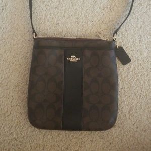 Crossbody coach bag !